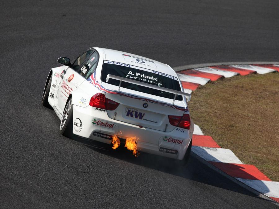  BMW 320si WTCC 2009 года  (фото 6 из 16)